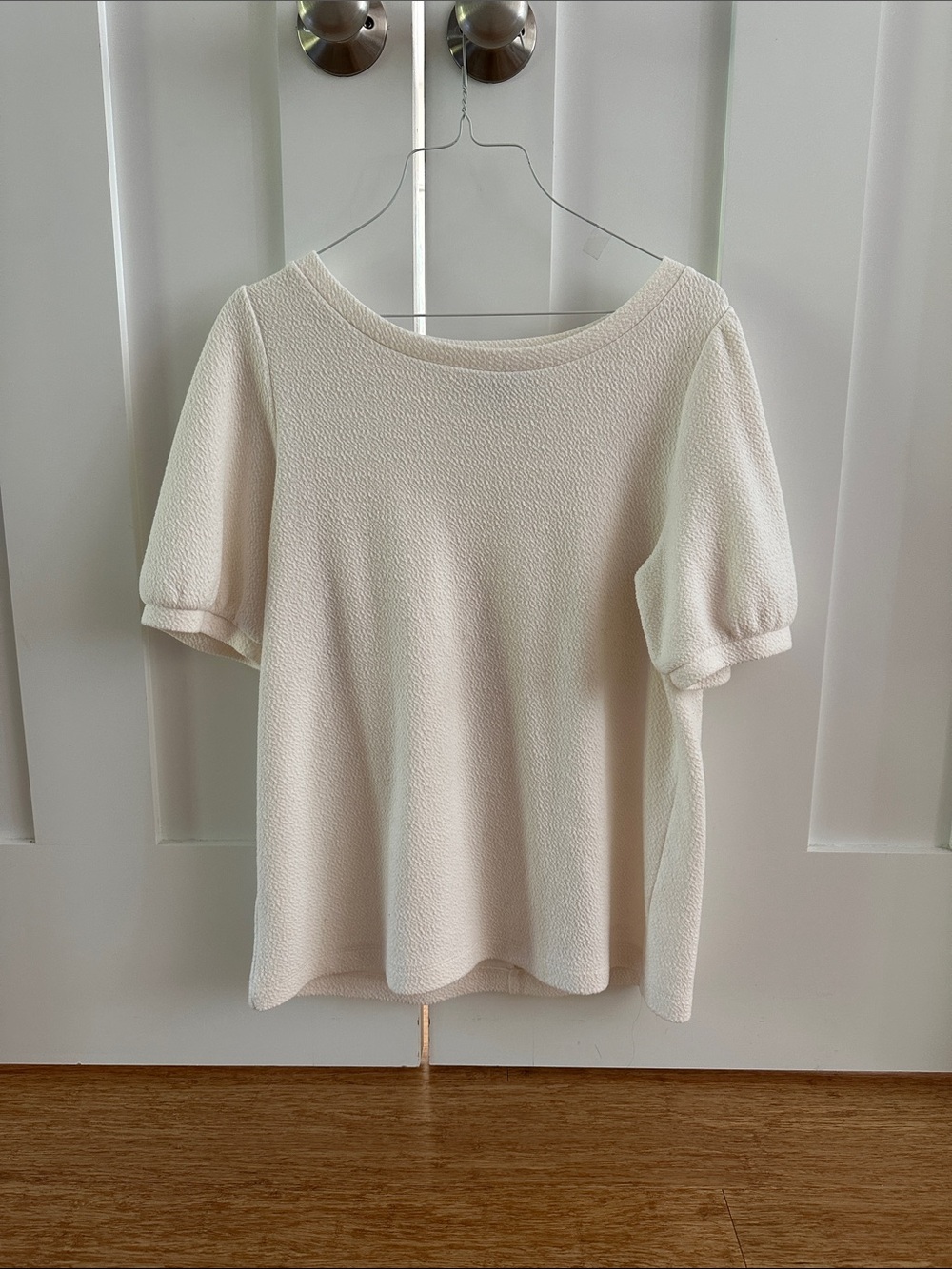 LOFT Cream Textured Puff Sleeve Top